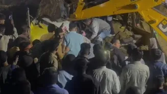 18 killed after bus hit by landslide in Himachal