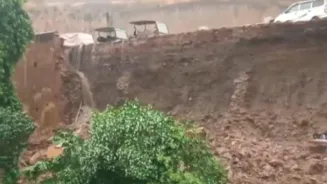Jaipur’s Amer Fort wall collapses amid heavy rains