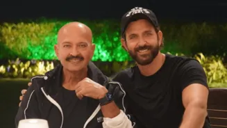 Hrithik's Dad Dances; Actor Is Amazed