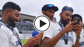 Siraj's reel moment after Oval win amuses Arshdeep