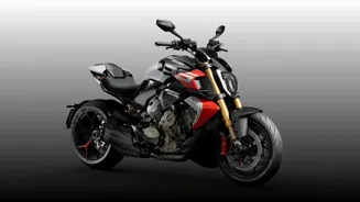 Ducati Diavel V4 RS Is Road Bike Speed King