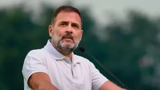 Rahul Gandhi alleges 'vote chori',blasts poll body