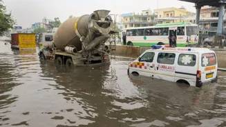 Delhi Hit by Heavy Rain on Raksha Bandhan