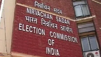 After Rahul Gandhi's charge, Aadhaar-linked number mandatory for online voter-deletion