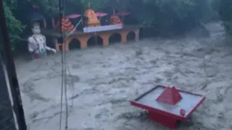 Cloudburst hits Dehradun; Tapkeshwar temple inundated, IT Park submerged
