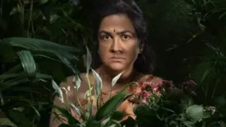 Urvashi's Aasha First Look Is Out