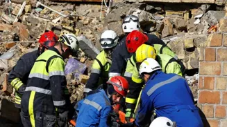 Kyiv Raid Kills 15, Including Four Children