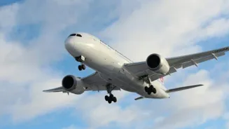 Pilot Suspended for Cockpit Visit