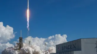 SpaceX Launches Military Space Plane