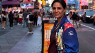 Mona Singh Enjoys New York State Of Mind