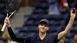 Jannik Sinner storms into US Open semi-finals
