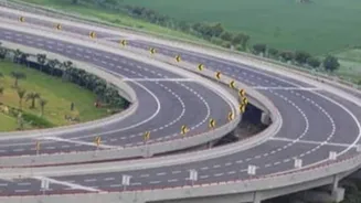 India's Expressway Sets Road Building Record