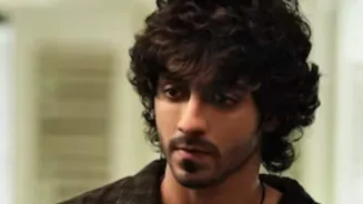 Ahaan Panday's 'Saiyaara' Hair: Get The Look