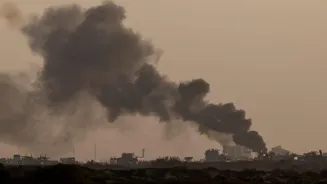 Israel Strikes Gaza City; Civilians Flee