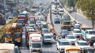 Mumbai traffic jams make dream jobs a burden.