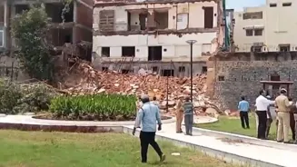Delhi Building Collapse Kills Three