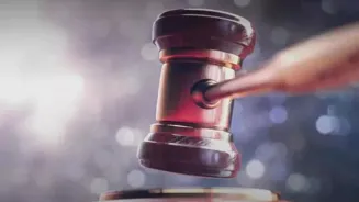 SC Questions TN, Kerala on Bill Delay Objections