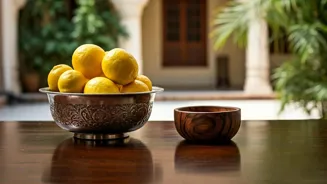 Lemon or Apple Cider Vinegar: Which Adds Shine?