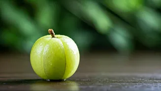 Amla Boosts Health Daily: 5 Amazing Benefits