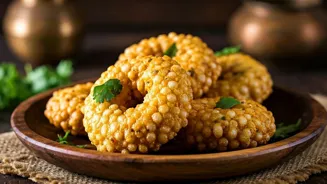 Enjoy Crispy Sabudana Vadas by Sanjeev Kapoor