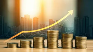 Understand Mutual Funds and Market Trends.