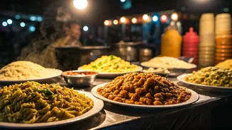 Explore Delhi's Delicious Street Food Scene!