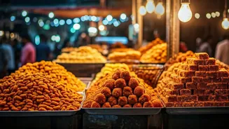 Explore Delhi's Tasty Street Food Markets