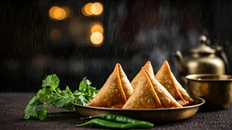 Enjoy High-Protein Samosas in Delhi's Monsoon