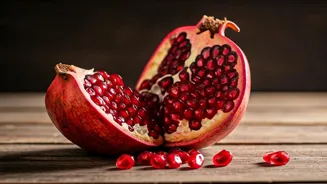 Pomegranates Offer 7 Health Benefits Daily