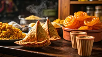 Delhi's Street Food Markets Offer Delights!