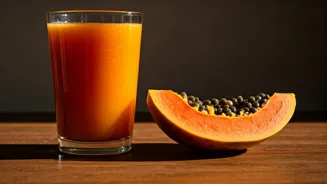 Drink Papaya Juice on Empty Stomach for Perks
