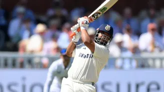 Rishabh Pant earns love for his generous gesture