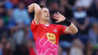 The Hundred: Kiwi pacer replaces Chris Woakes