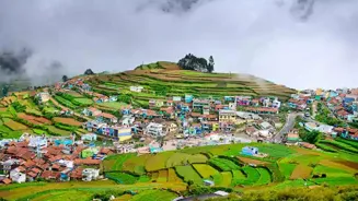 Explore Kodaikanal's Lakes and Trekking Trails