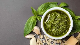 Make Green Chutney: 5 Tasty Recipes at Home