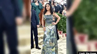 B'day Spl: Relive Salma Hayek's red carpet moments