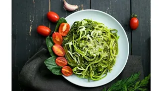 Try These Low-Calorie Zucchini Noodle Recipes