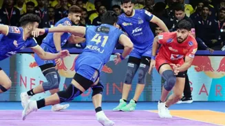 Fazel celebrates his 200th PKL appearance in style