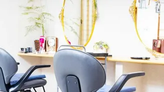 Get Luscious Hair Without Salon Visits!