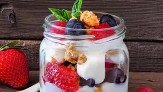 Power Up: 10 Snacks for Energy and Enjoyment