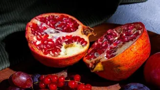 Eat These Superfoods For Glowing Skin
