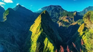 7 Extreme Escapes Will Thrill Your Travel Bug