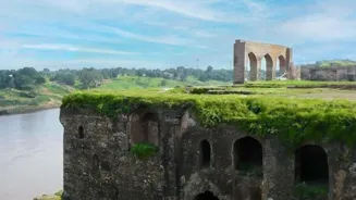 Explore 10 Secret, Decayed Historical Places