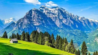 Off-Season Travel: 6 Reasons to Explore Now
