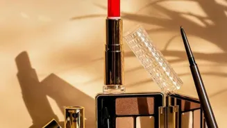 Shine Tonight: Nail Your Glam Night Out Look