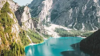 Be a Better Tourist: Top 10 Travel Tips!