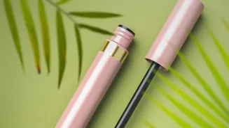Want Stunning Eyelash Extensions? Read This!
