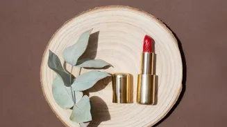 Lipstick History: Iconic Brands Revealed