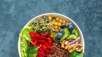 Vegans Win Over Meat Eaters With Tasty Dishes