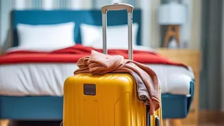 Pack Like a Pro: Fashion Tips for Travel